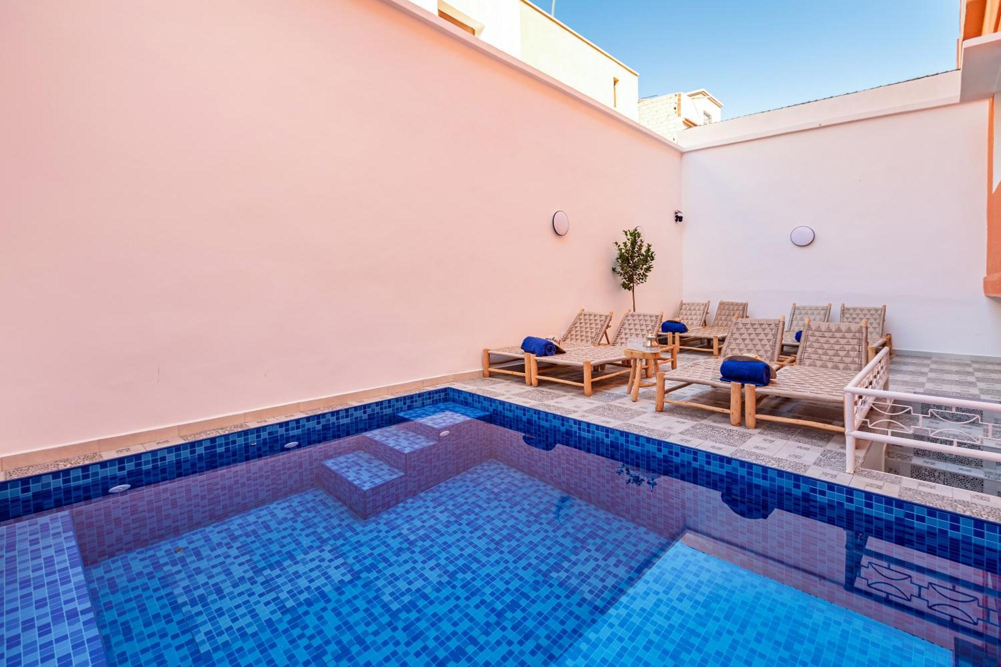 Riad Dar Juma, Suites & Appartements, Spa & Piscine Chauffee マラケシュ エクステリア 写真
