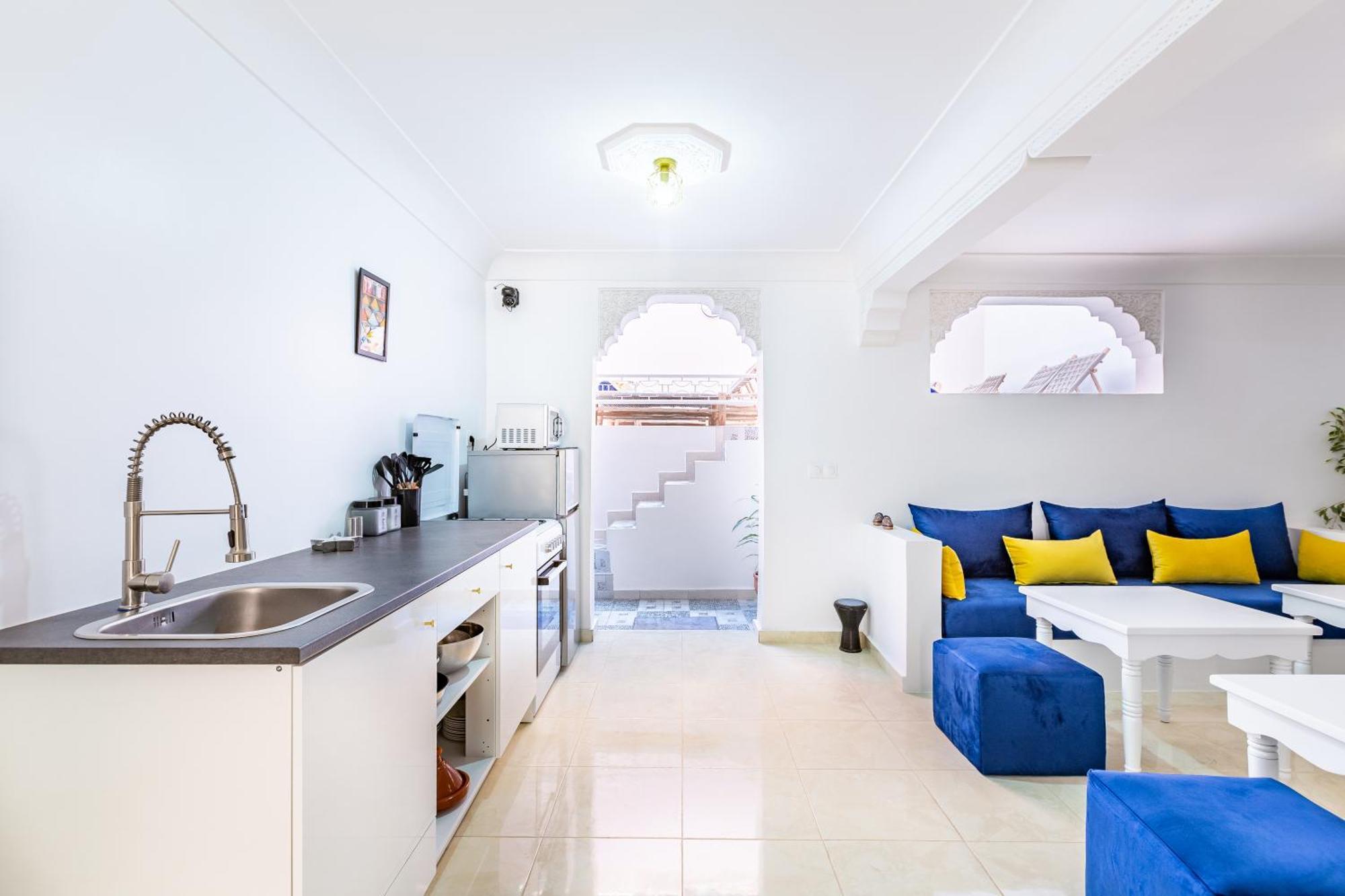 Riad Dar Juma, Suites & Appartements, Spa & Piscine Chauffee マラケシュ エクステリア 写真