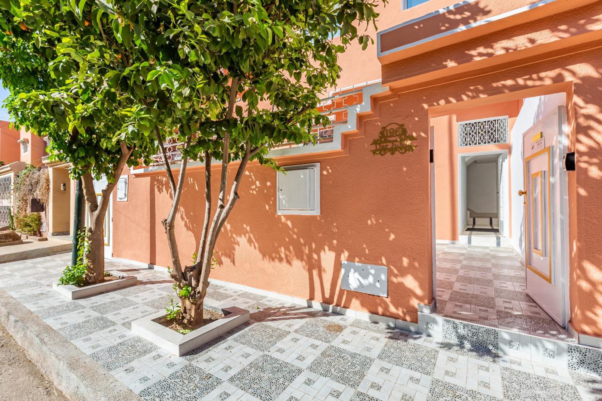 Riad Dar Juma, Suites & Appartements, Spa & Piscine Chauffee マラケシュ エクステリア 写真